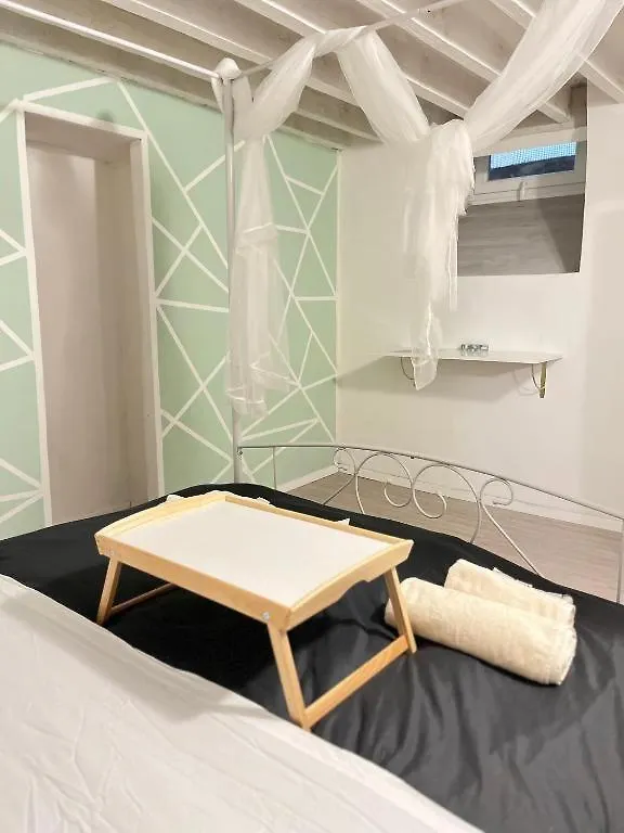Guest house Amogenova-Affittacamere Italy